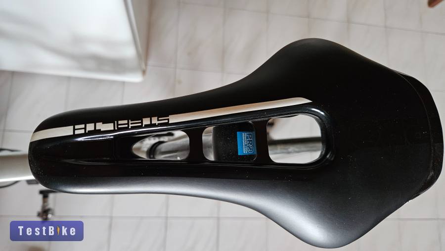 Újszerű PRO Stealth Carbon nyereg eladó
