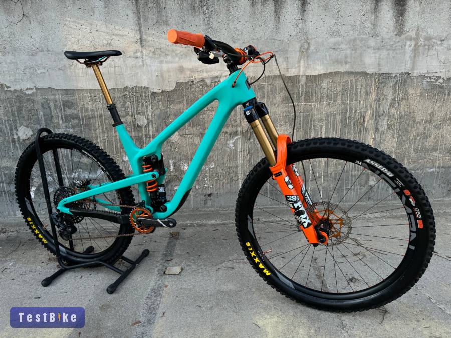 Propain Tyee CF - Fox 38 / DHX2 / AXS