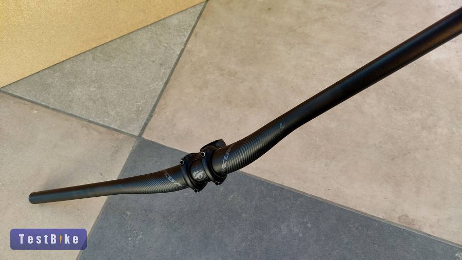 Race Face Aeffect 2 kormány és befogó 35mm