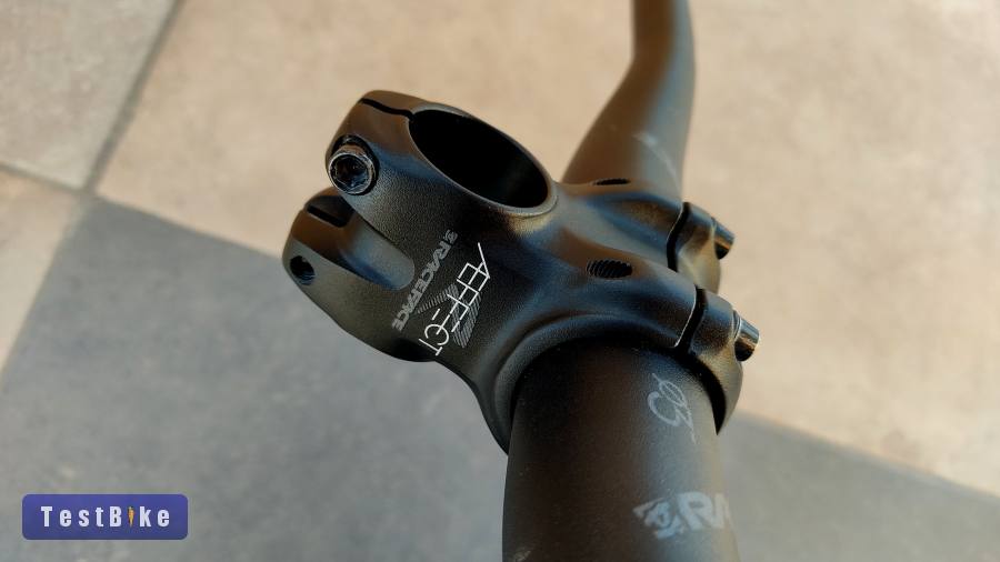 Race Face Aeffect Mtb kormány és befogó 730mm, 35mm befogó