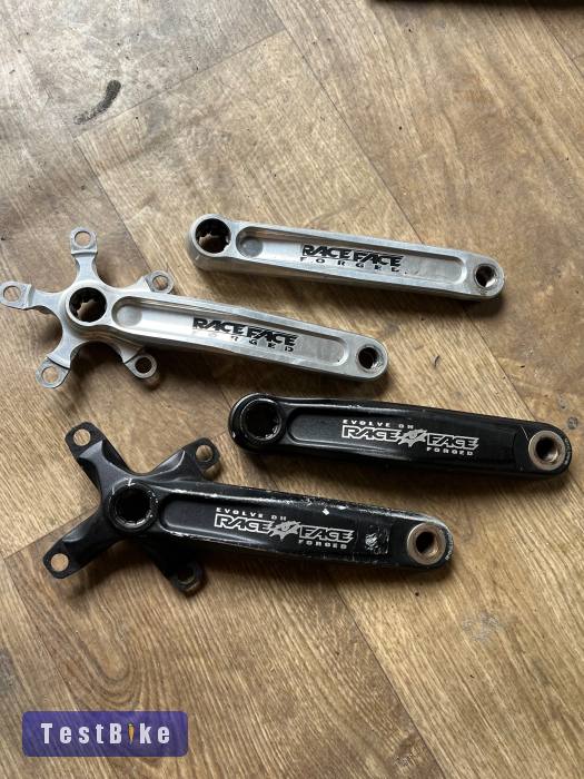 Race Face hajtókarok