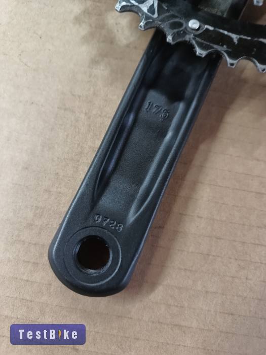 Race Face integrált hajltómű 3x9