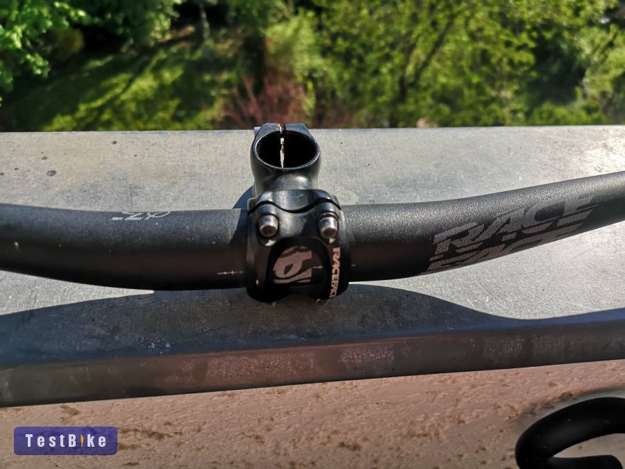 Raceface kormány és kormányszár