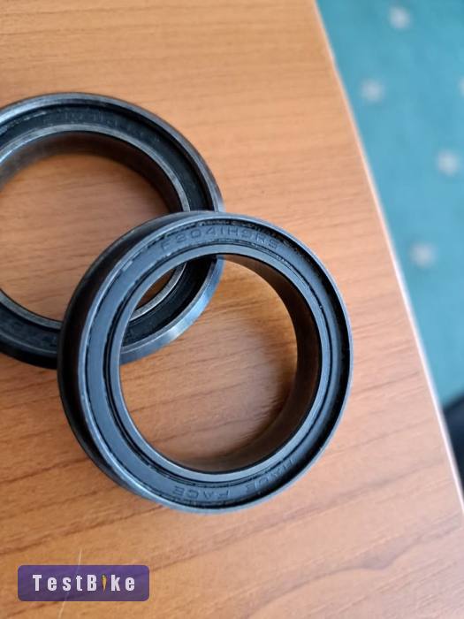 RaceFace PF 30 mm Cinch középcsapágy
