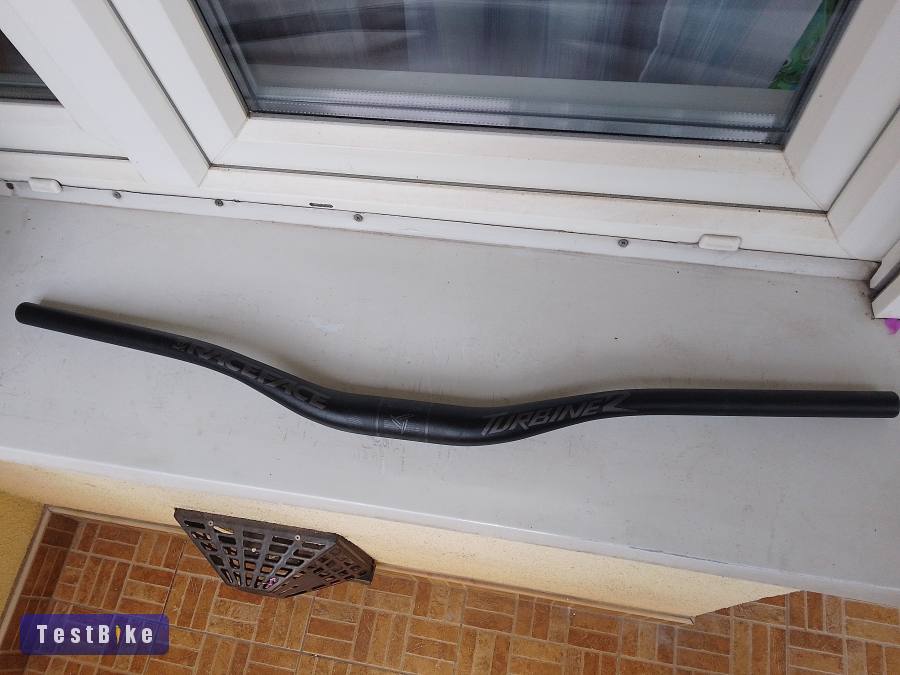 Raceface turbiner kormány