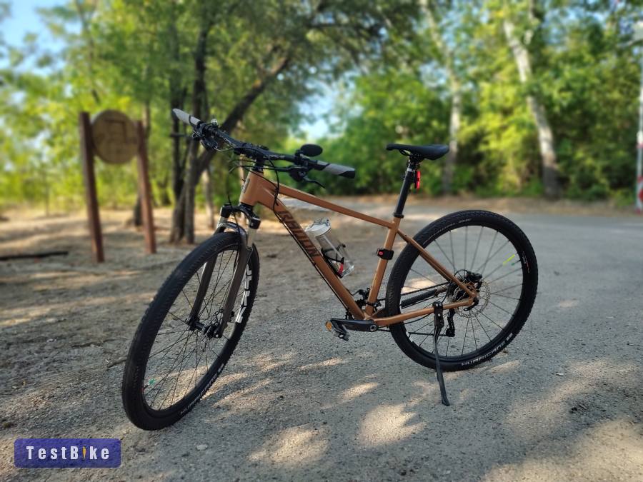 Radon ZR Team hibrid (mtb váz, trekking teleszkóp)