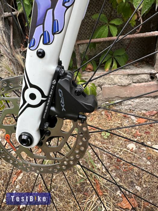 Ragley trig gravel bringa M es méretben