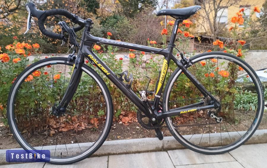 Raleight karbon vázas országúti versenybicikli