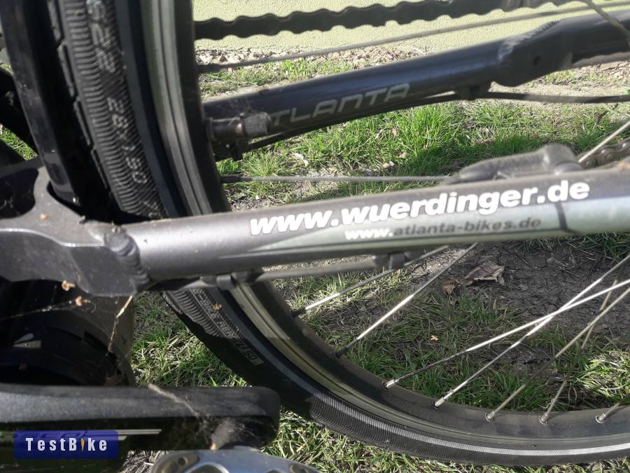 Rásegítőmotoros trekking kerékpár