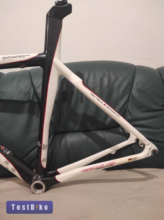 Red Bull Carbonflyer országúti karbon vázszett 'M'-es méretb