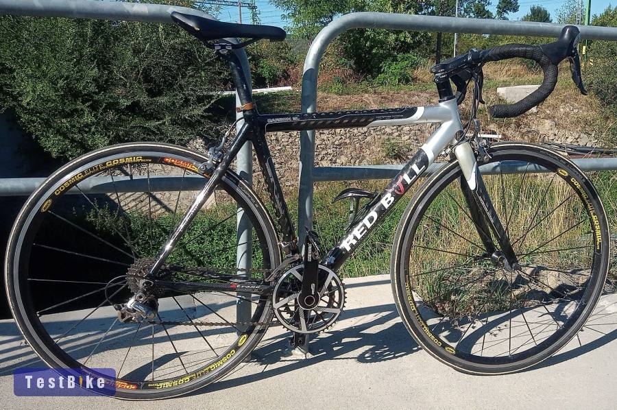 Red Bull karbon országúti Shimano 105 Ultegra Mavic