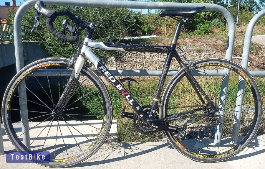 Red Bull karbon országúti Shimano 105 Ultegra Mavic
