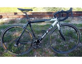 Red Bull karbon országúti Shimano 105 Ultegra Mavic