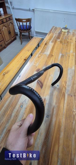 Reparto Corse Országúti kormány 420mm-es