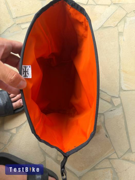 Restrap 10L kormànytáska