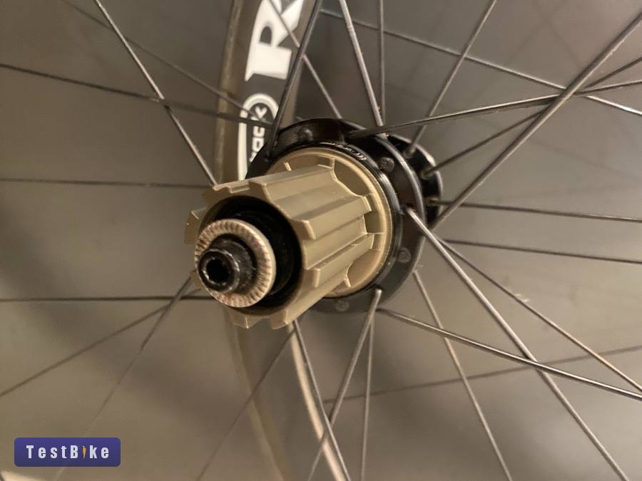 Reynolds attack carbon országúti kerékszett