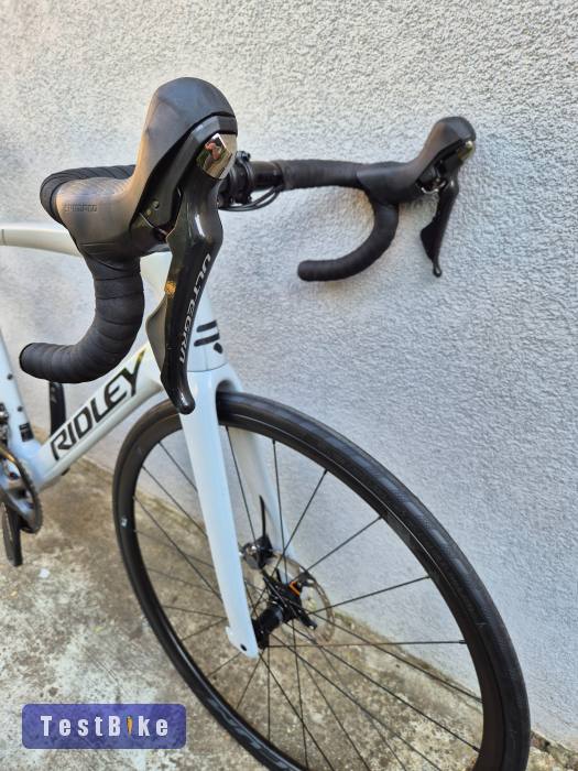 Ridley Noah Disc Carbon R8000 Ultegra. Újszerű! 