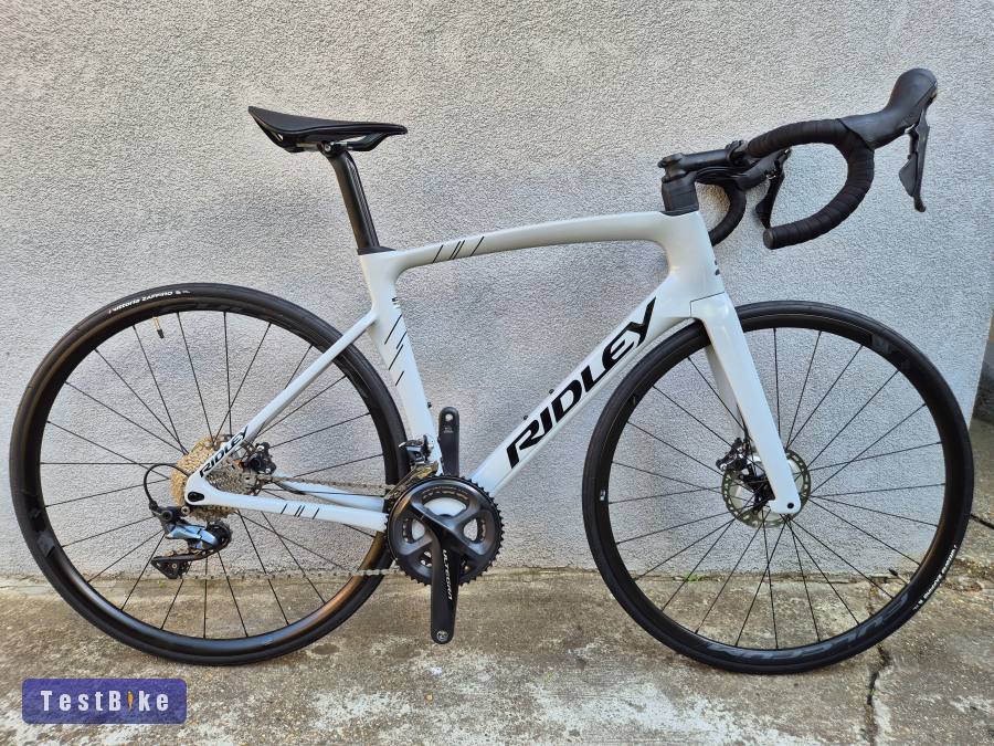 Ridley Noah Disc Carbon R8000 Ultegra. Újszerű! 