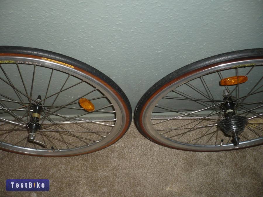 Rigida DP 22 UP 25-559 kerékszett kompletten