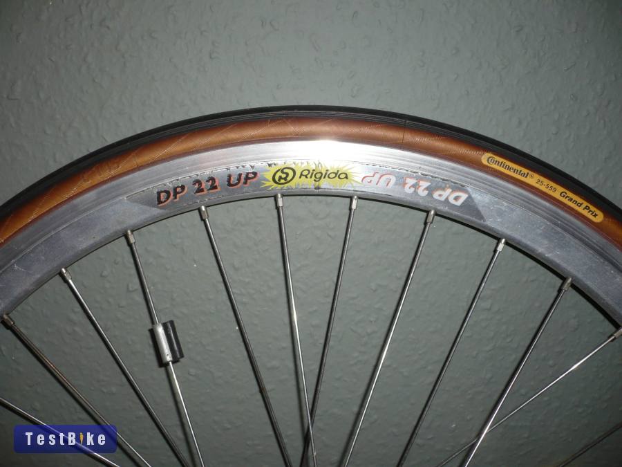 Rigida DP 22 UP 25-559 kerékszett kompletten