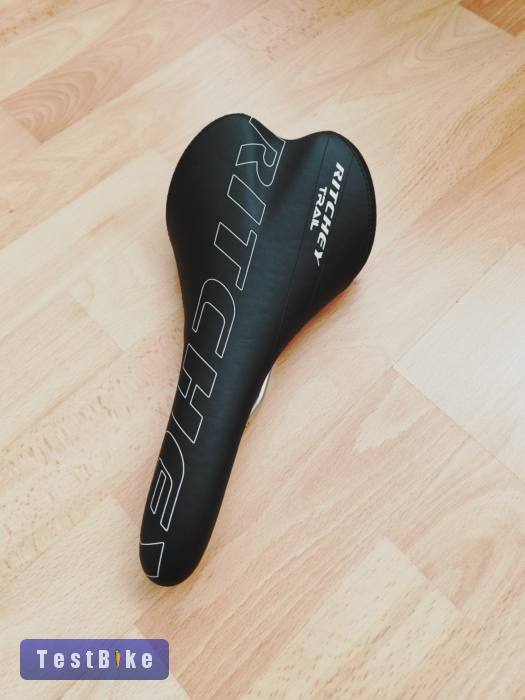 Ritchey Comp Trail nyereg 130-139 mm