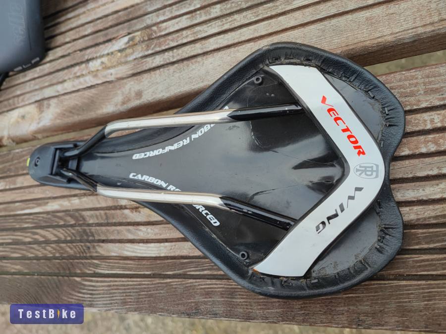 Ritchey WCS carbon nyereg 