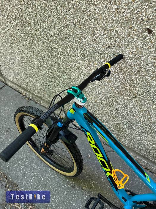 Rock machine blizz épített 