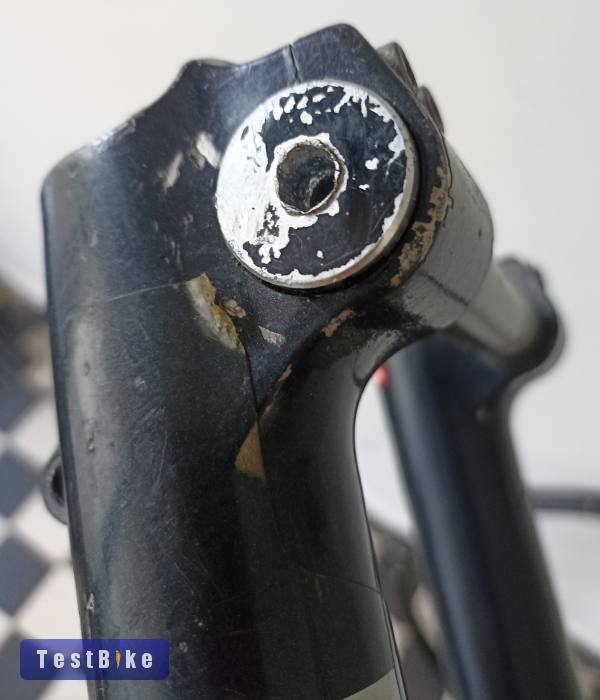 Rock Shox Boxxer Ride U-turn plusz Singletrack felni
