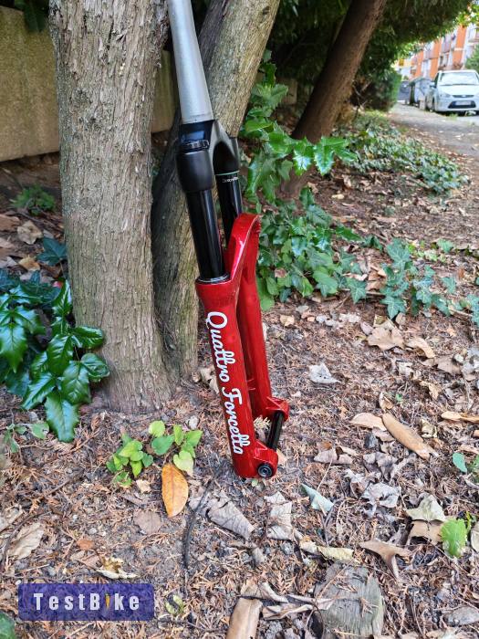 Rock Shox Dj dirt pumptrack villa 