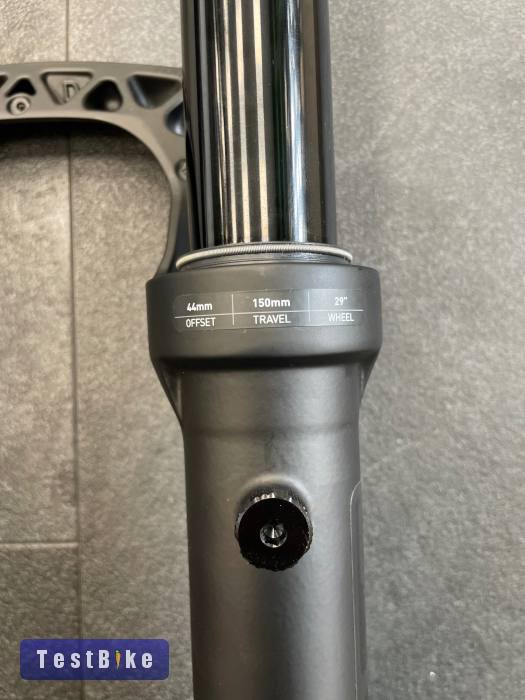 Rock Shox Lyrik select + charger 3.1 RC2 29”