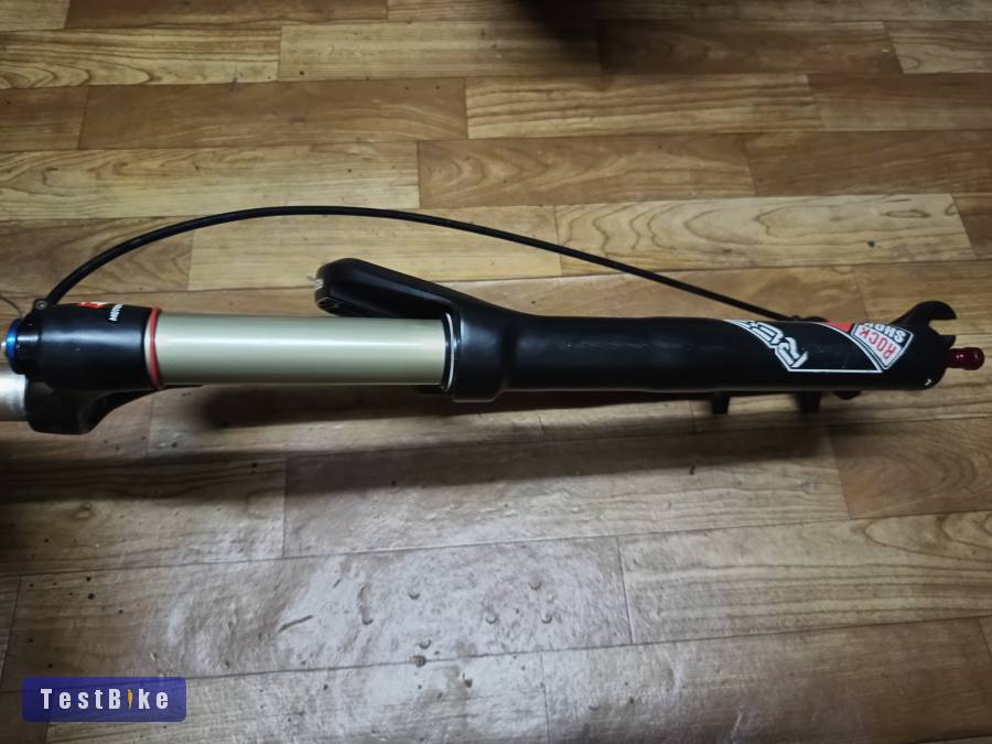 Rock Shox Reba levegős teleszkóp 26" friss szerviz
