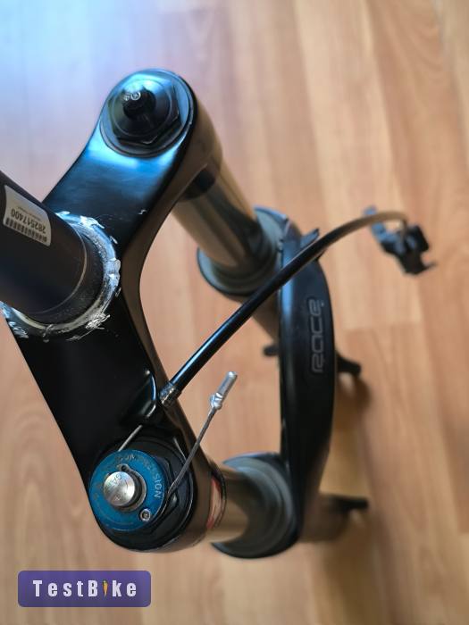 Rock Shox Reba Race Dual Air teleszkóp 26"