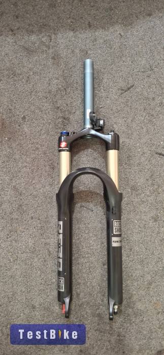 Rock Shox Reba SL teleszkóp.