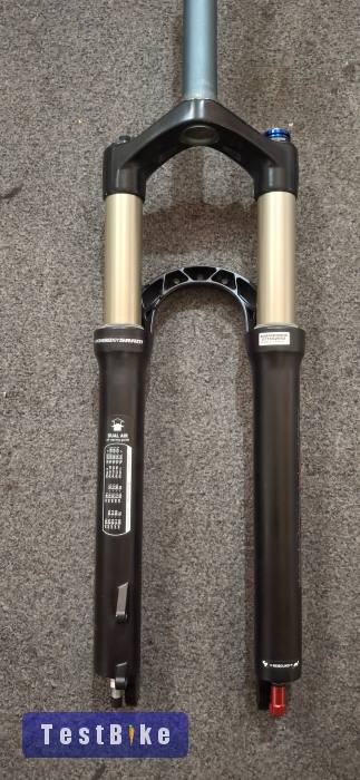 Rock Shox Reba SL teleszkóp.