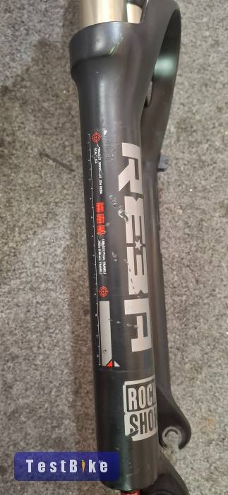 Rock Shox Reba SL teleszkóp.
