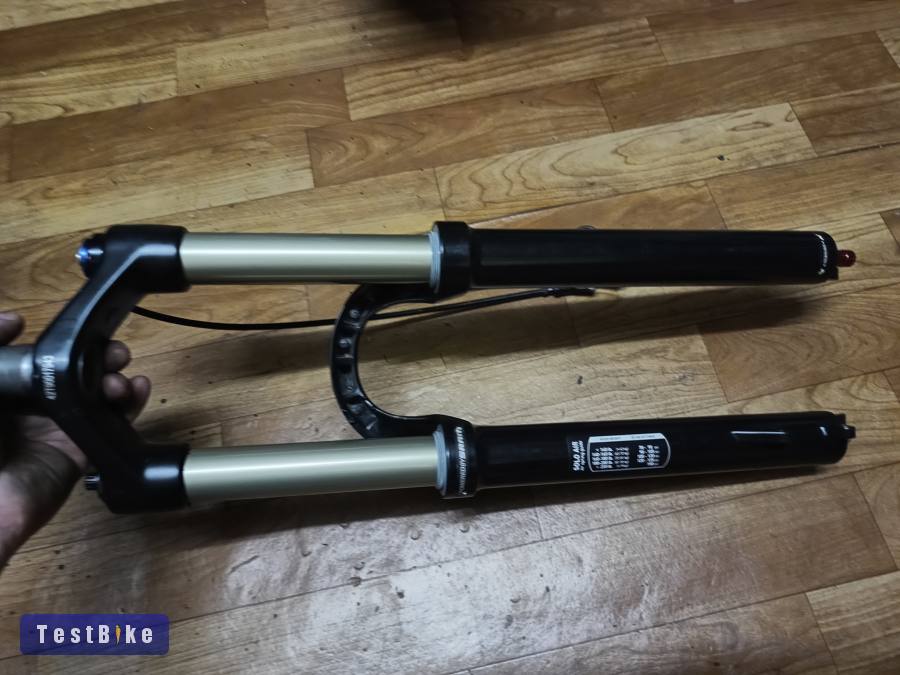 Rock Shox Recon levegős teleszkóp 26" 140mm szervízelt