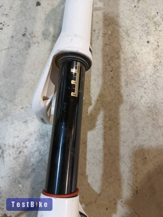 Rock Shox Revelation 29"-os levegős teleszkóp