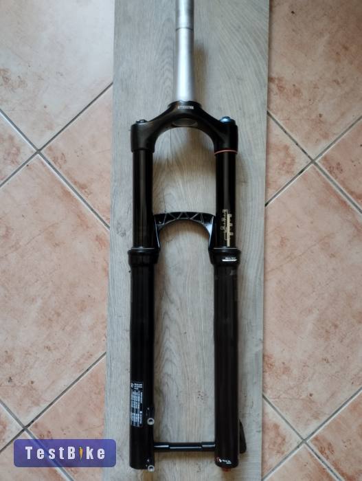 Rock Shox Revelations RC3  SoloAir 27.5