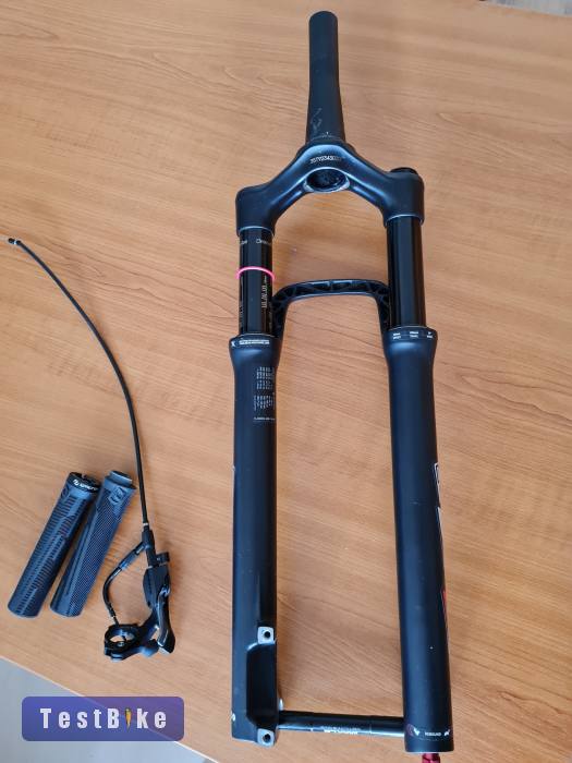 Rock Shox Sid Ultimate RL3 charger teleszkóp