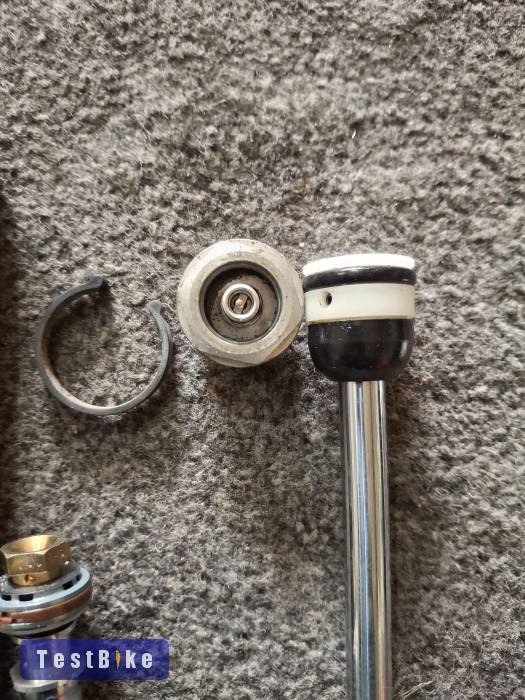 Rock Shox Sid XC alkatrész