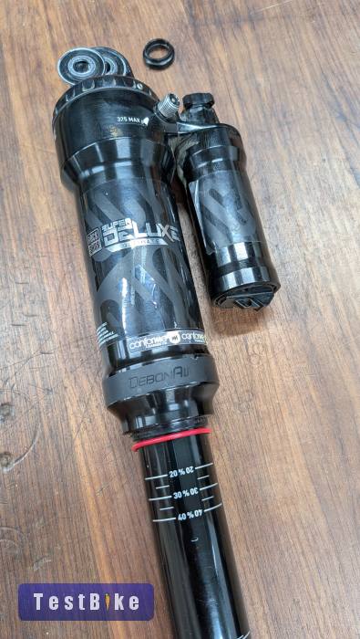 Rock Shox super deluxe ultimate 250x72,5
