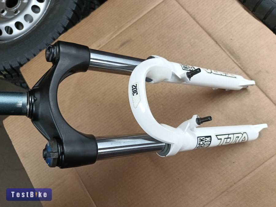 Rock Shox Tora teleszkóp 26"