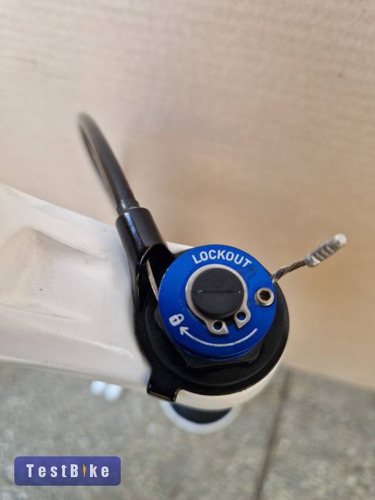 Rock Shox Tora TK teleszkóp