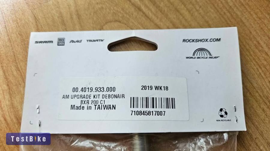 RockShox BoXXer DebonAir 200mm Upgrade Kit Solo Air Top Cap