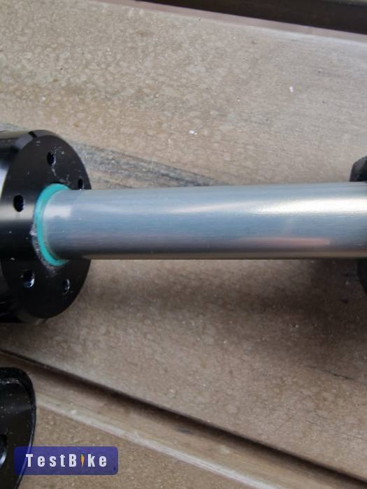 RockShox Kage R 222*70 szemtáv