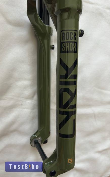 Rockshox Lyrik Ultimate Charger 3 RC2 teleszkóp villa Új