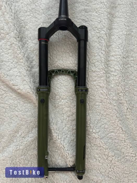 Rockshox Lyrik Ultimate Charger 3 RC2 teleszkóp villa Új
