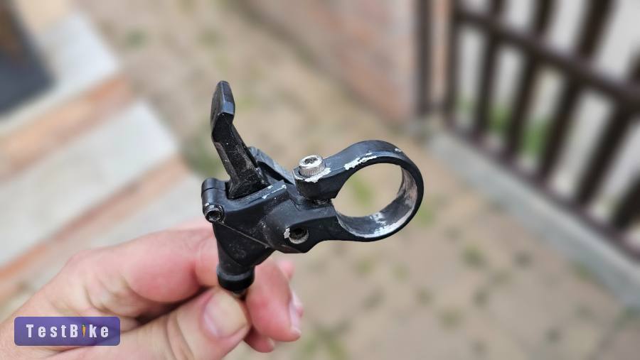 RockShox PopLoc teleszkóp lockout kar