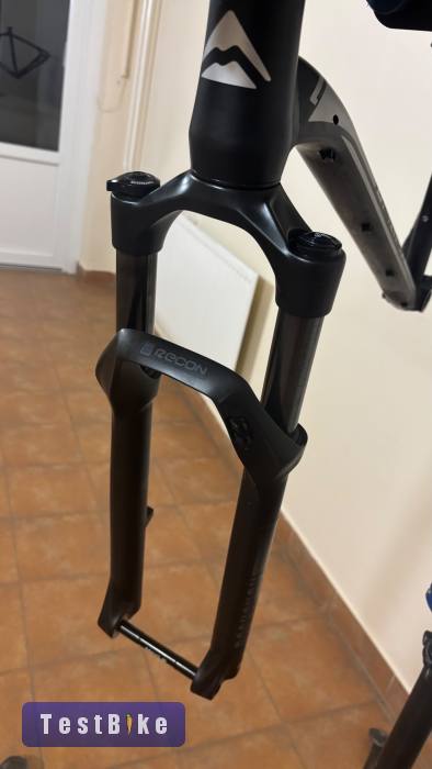 RockShox Recon Air 100mm tapered boost