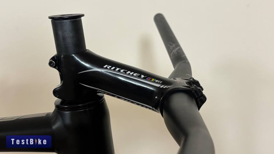 RockShox Recon Air 100mm tapered boost